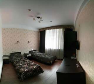 Гостиница Олимпиа Красная Поляна Стандартный двухместный номер с 2 отдельными кроватями-8